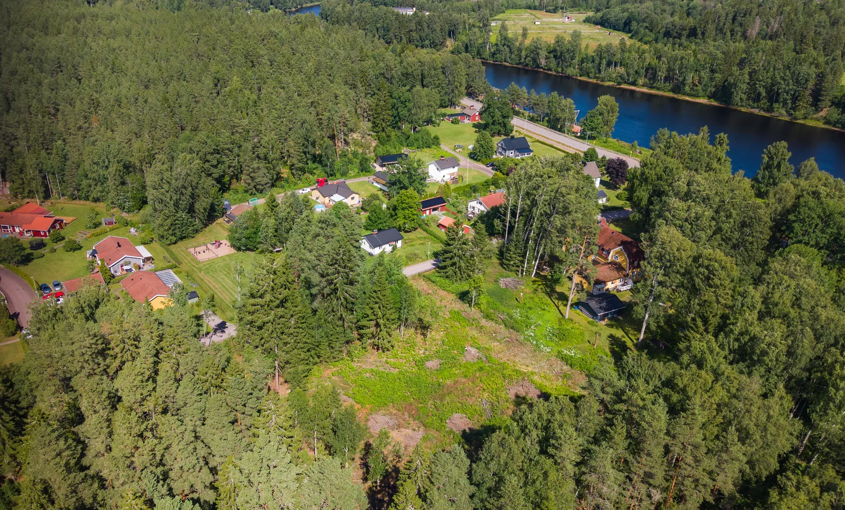 Tomt, Öjenäs 1:299, Dyvelsten, Forshaga