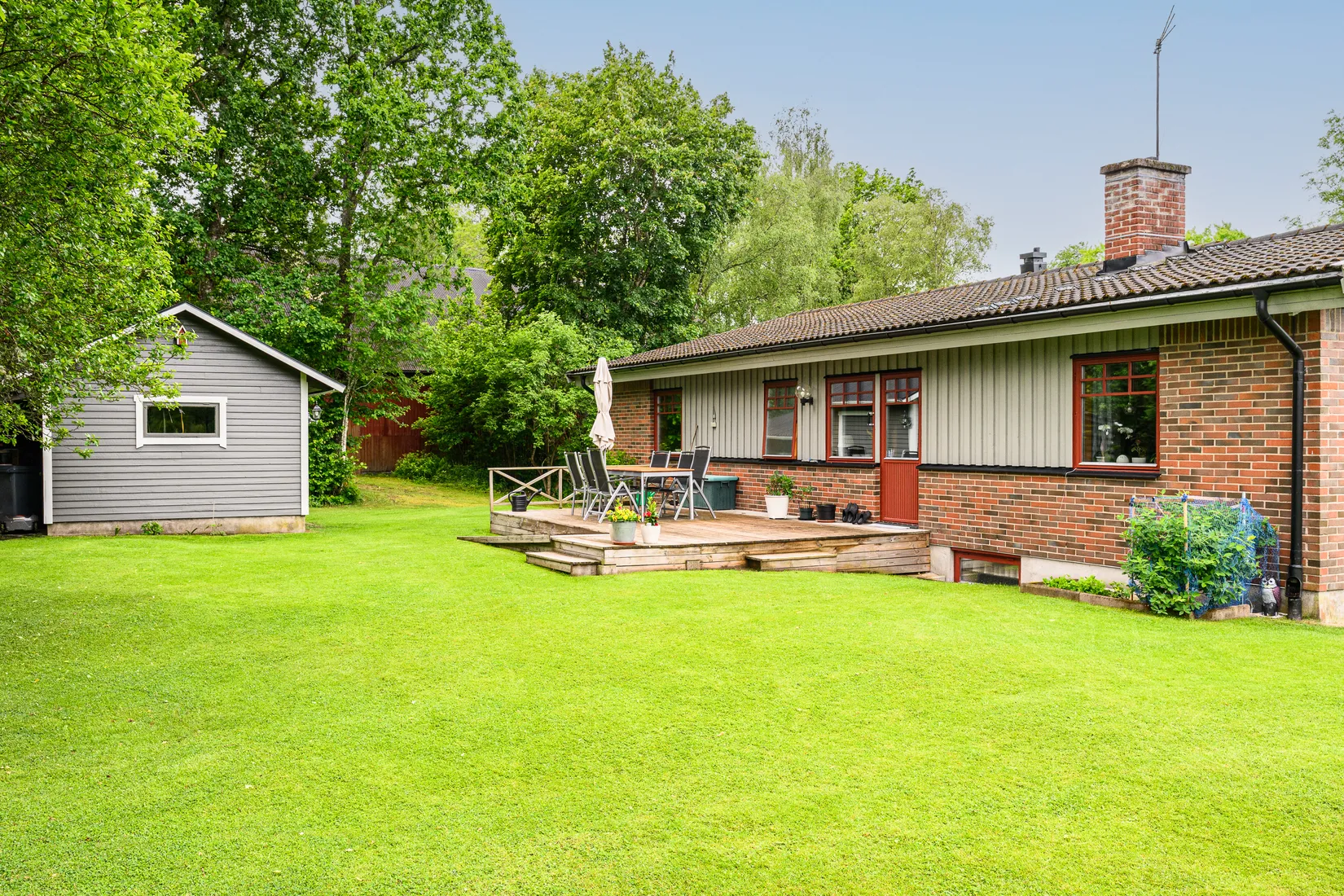 Villa, Dammvägen 8, Hallaryd, Älmhult