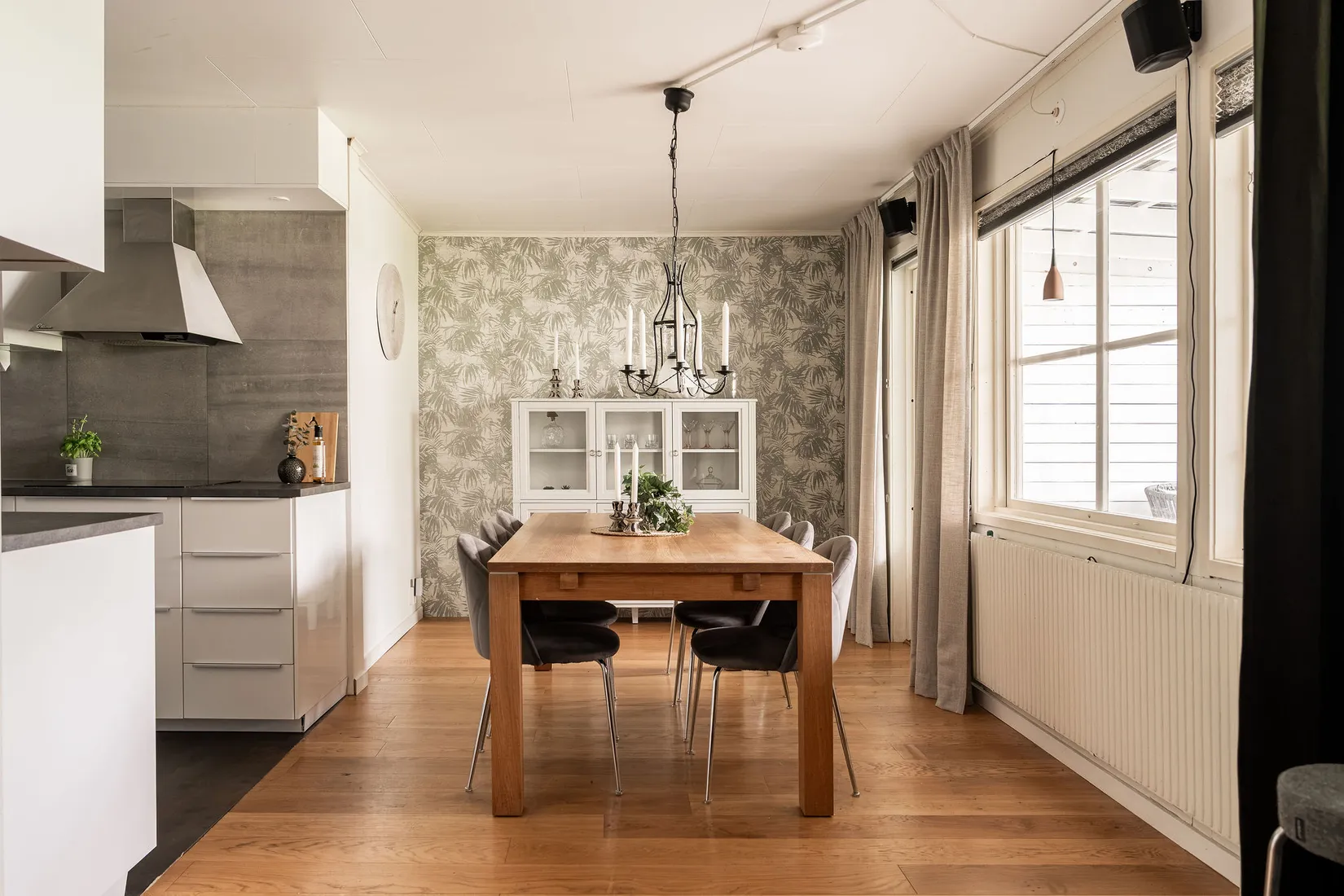 Radhus, Svanvägen 38, Odensala, Östersund