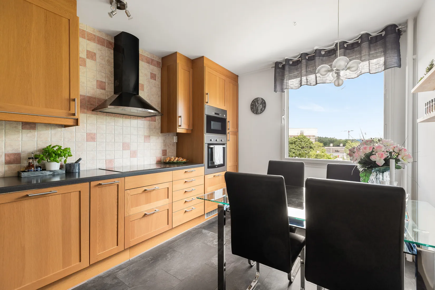 Bostadsrätt, Näsbydalsvägen 10,3tr, Näsbydal, Täby