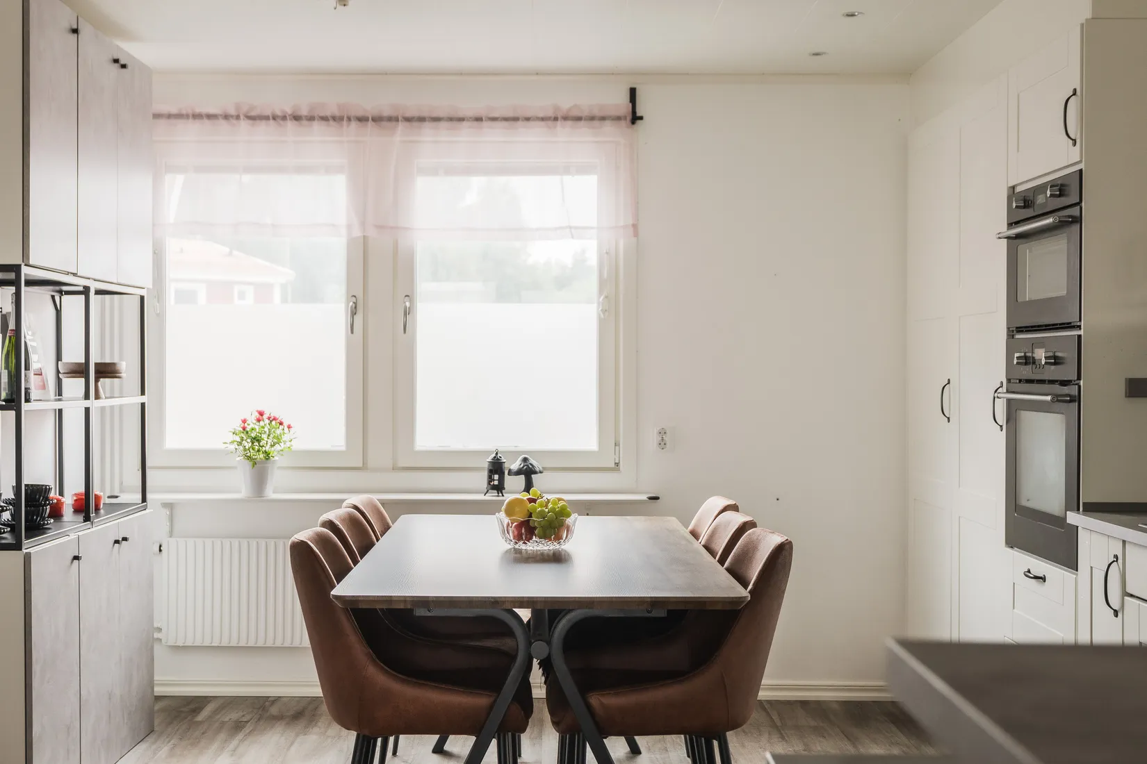 Radhus, Trumslagarvägen 11B, Södra Bomhus, Gävle