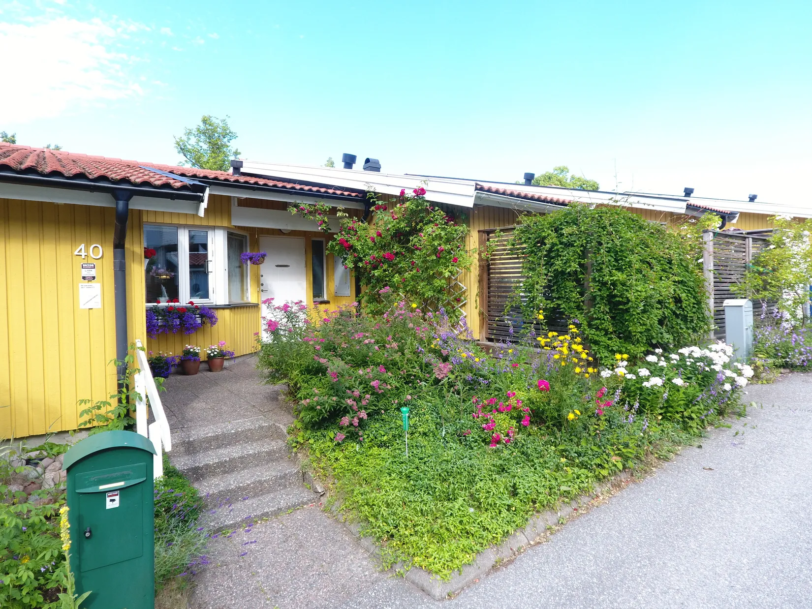 Radhus, Marsgränd 40, Sollentuna-Tureberg, Sollentuna