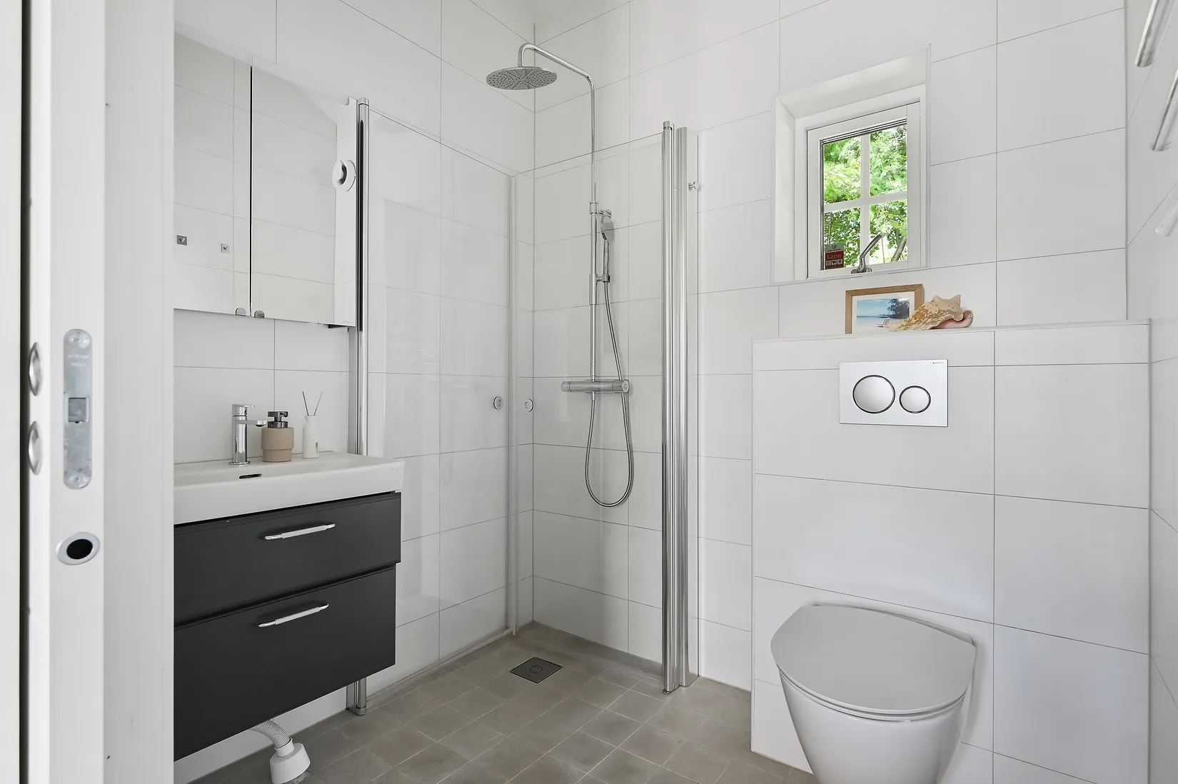 Villa, Midvintervägen 6, Skå, Ekerö
