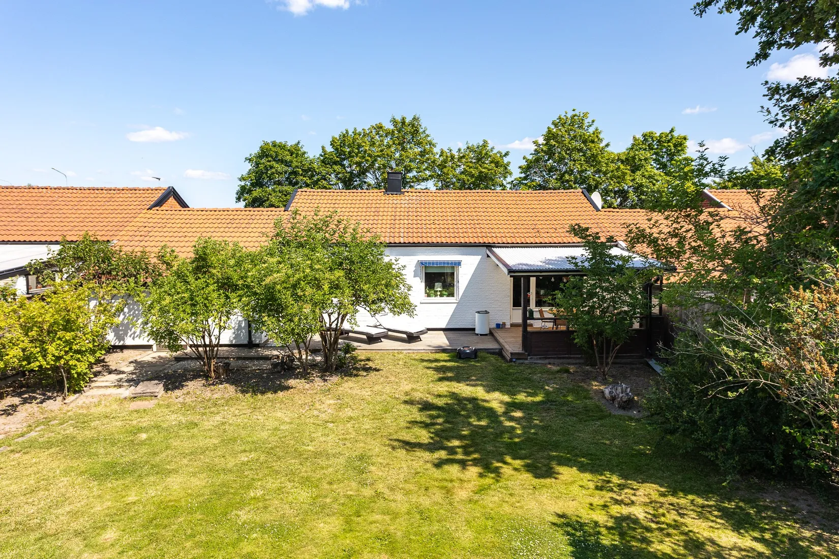 Radhus, Ringvägen 37, Östanås, Köping