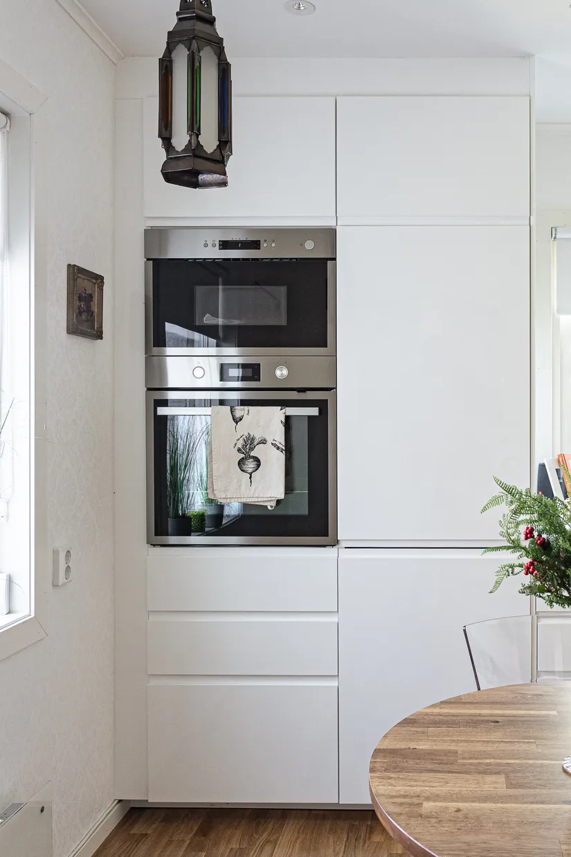 Radhus, Ringvägen 37, Östanås, Köping