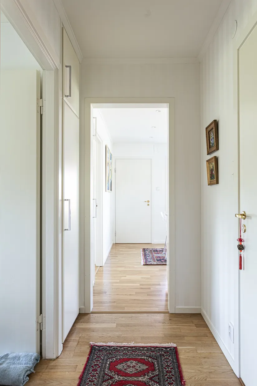 Radhus, Ringvägen 37, Östanås, Köping