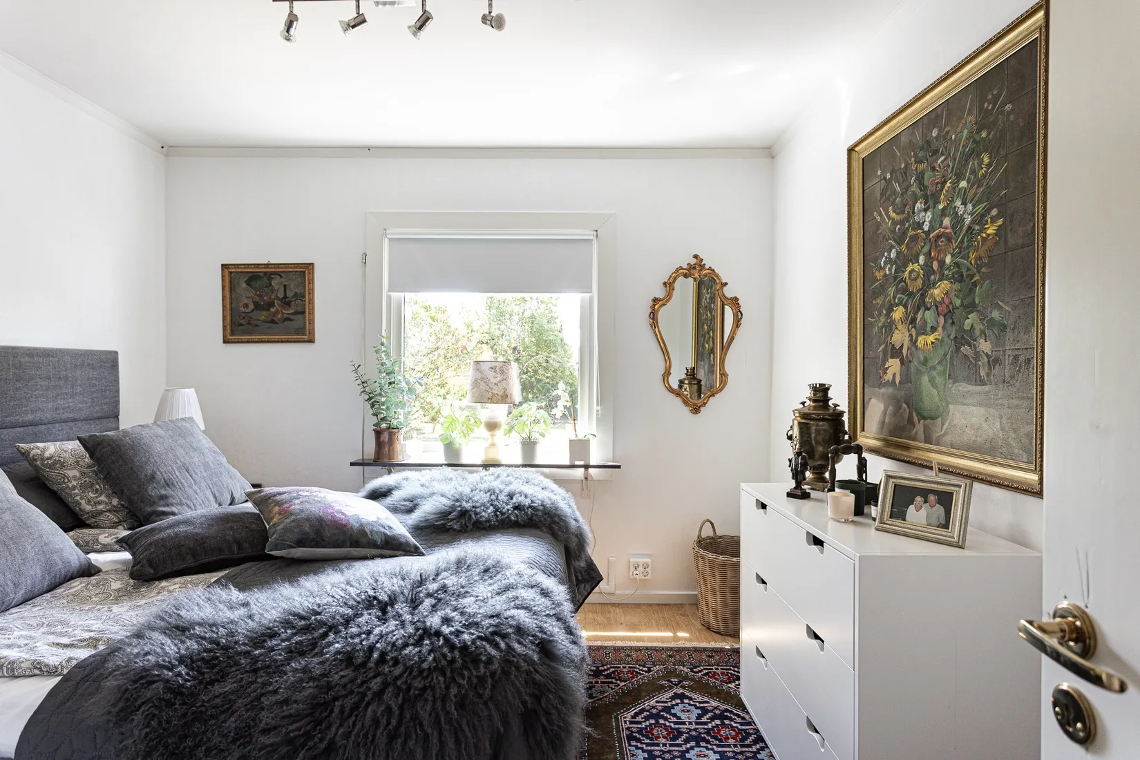 Radhus, Ringvägen 37, Östanås, Köping