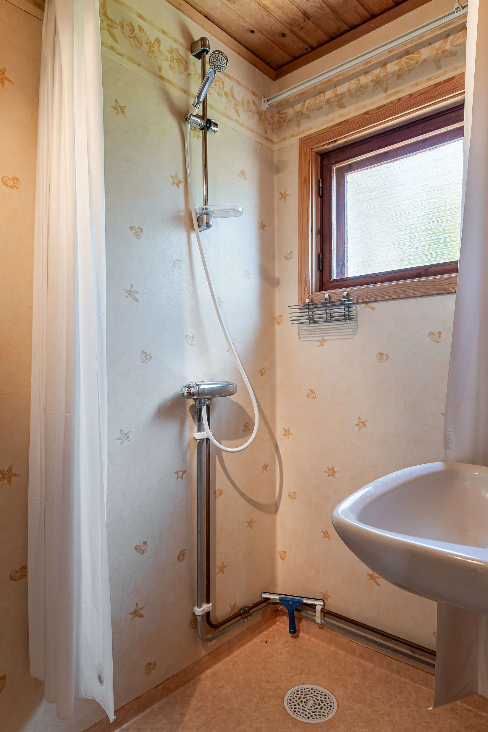 Fritidshus, Kalle körares väg 13, Öllösa, Gnesta