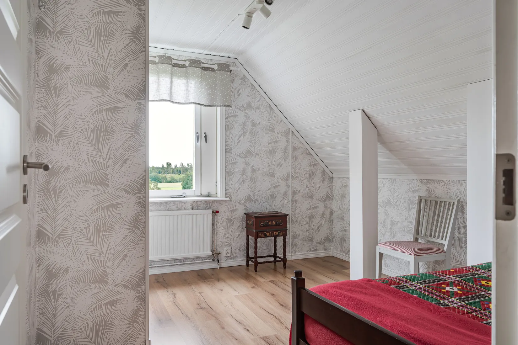 Villa, Backalund Ekbacken, Lantligt utanför Valla, Katrineholm
