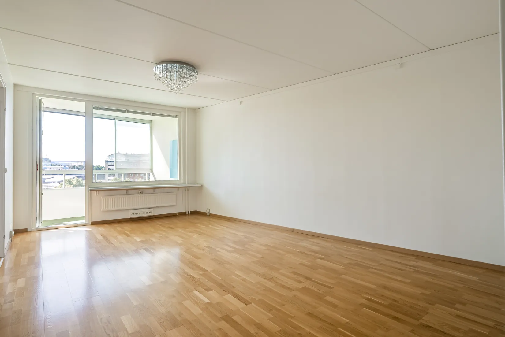 Bostadsrätt, ÅKERBYVÄGEN 90, Täby centrum - storstugan, Täby