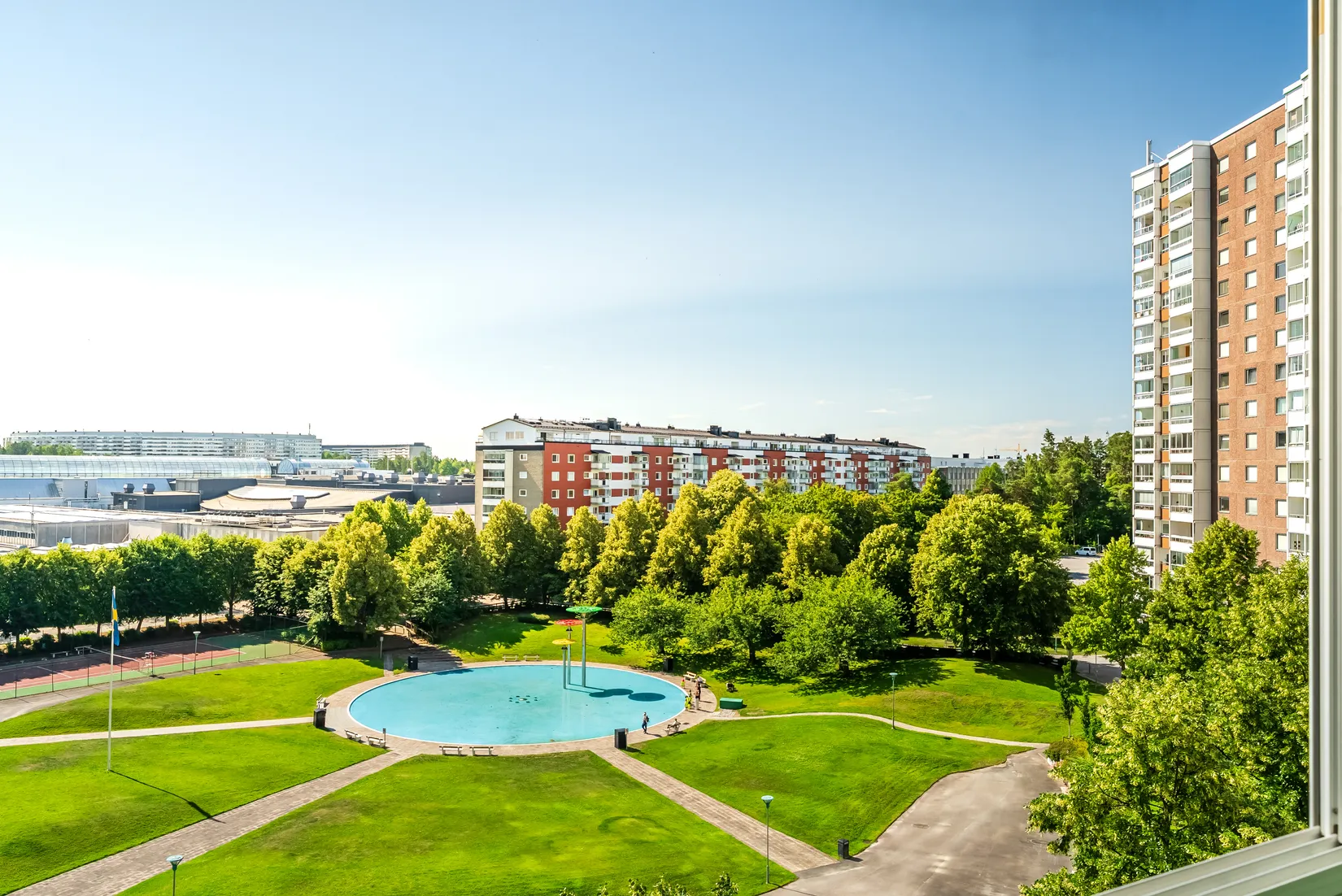 Bostadsrätt, ÅKERBYVÄGEN 90, Täby centrum - storstugan, Täby