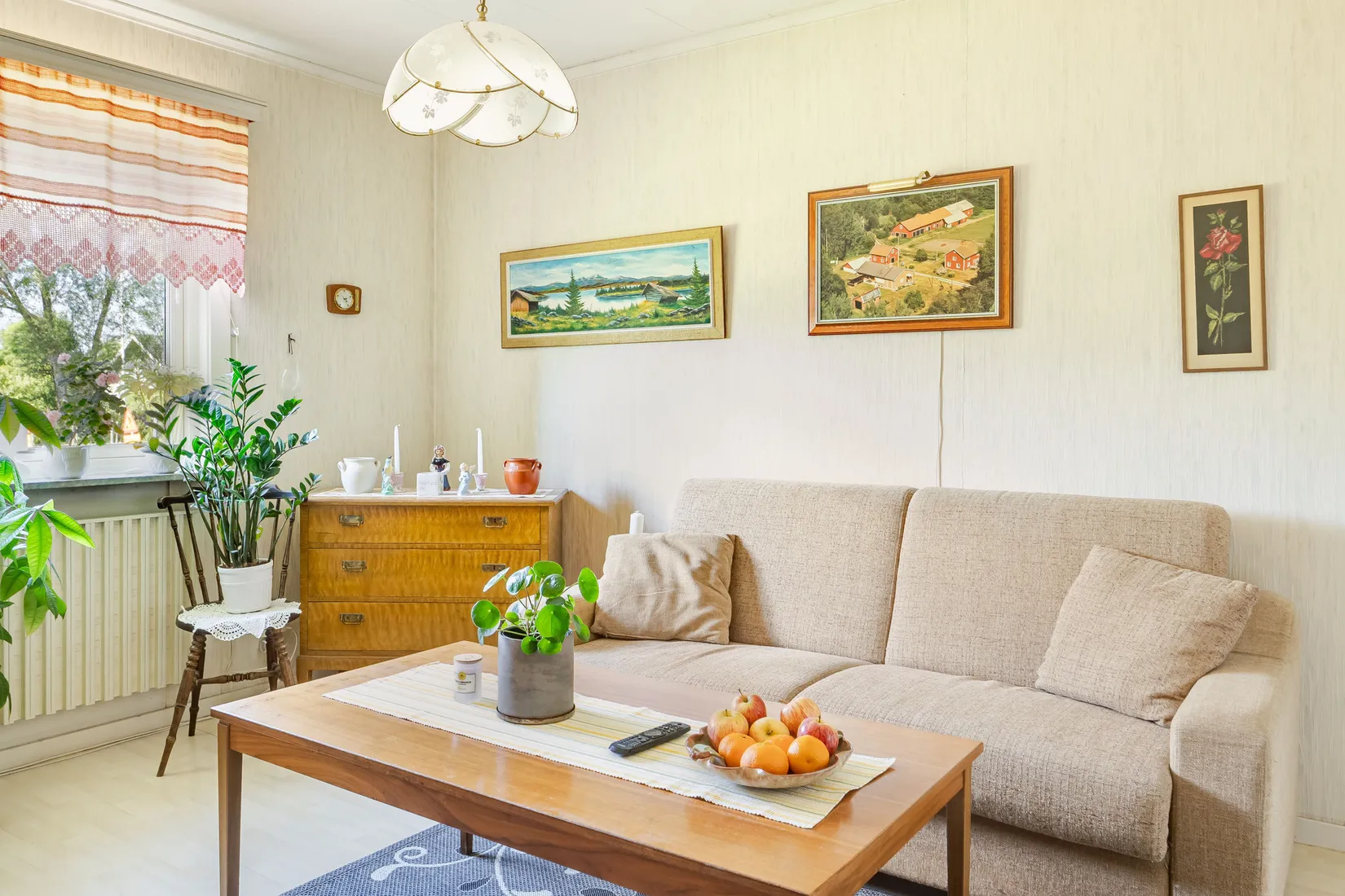 Villa, Bergslagsvägen 12A, Kolsva, Köping