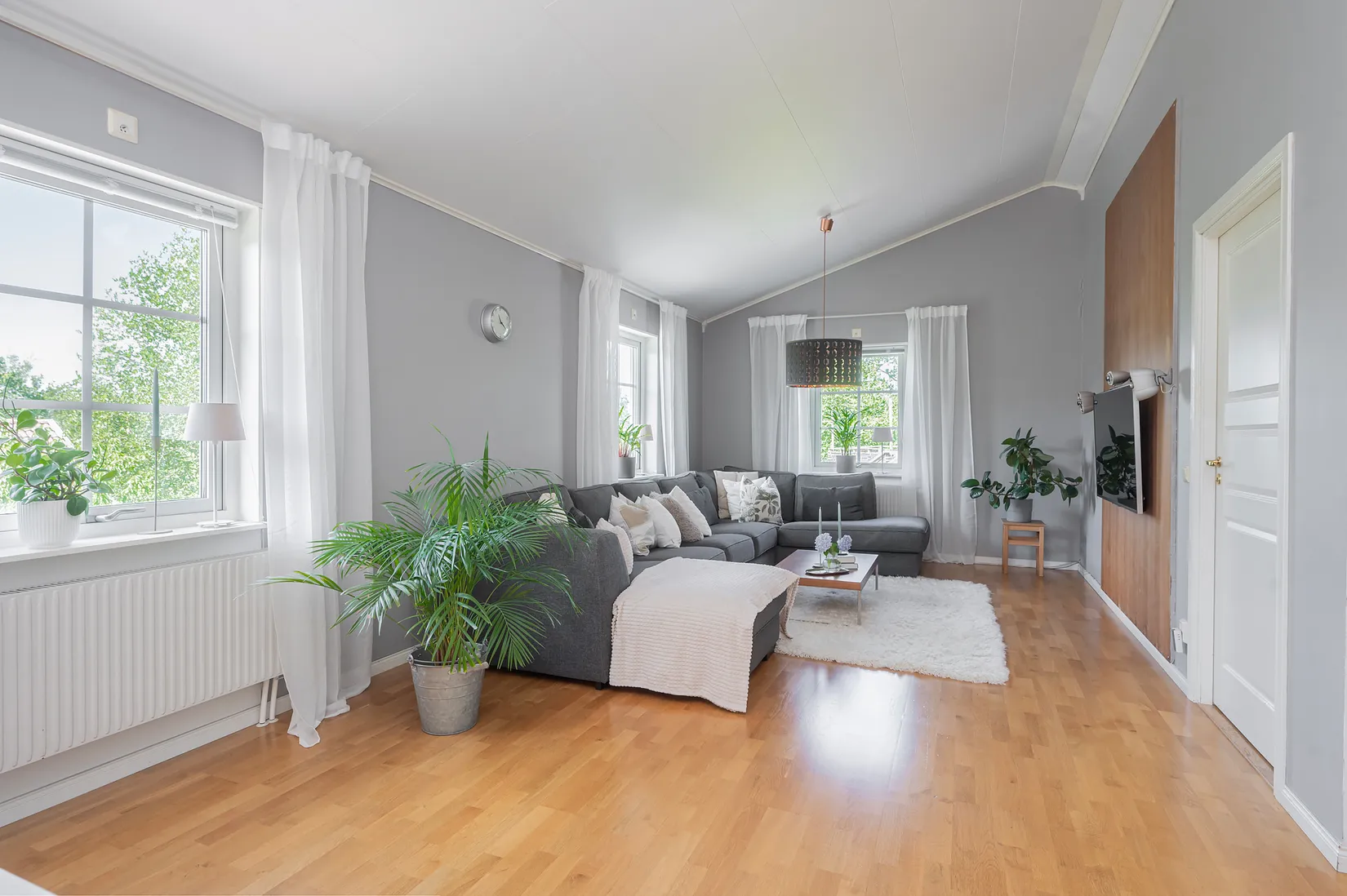 Villa, Vårdkasevägen 11, Segeltorp, Huddinge