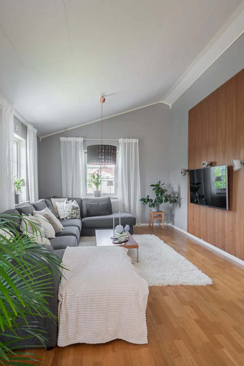 Villa, Vårdkasevägen 11, Segeltorp, Huddinge