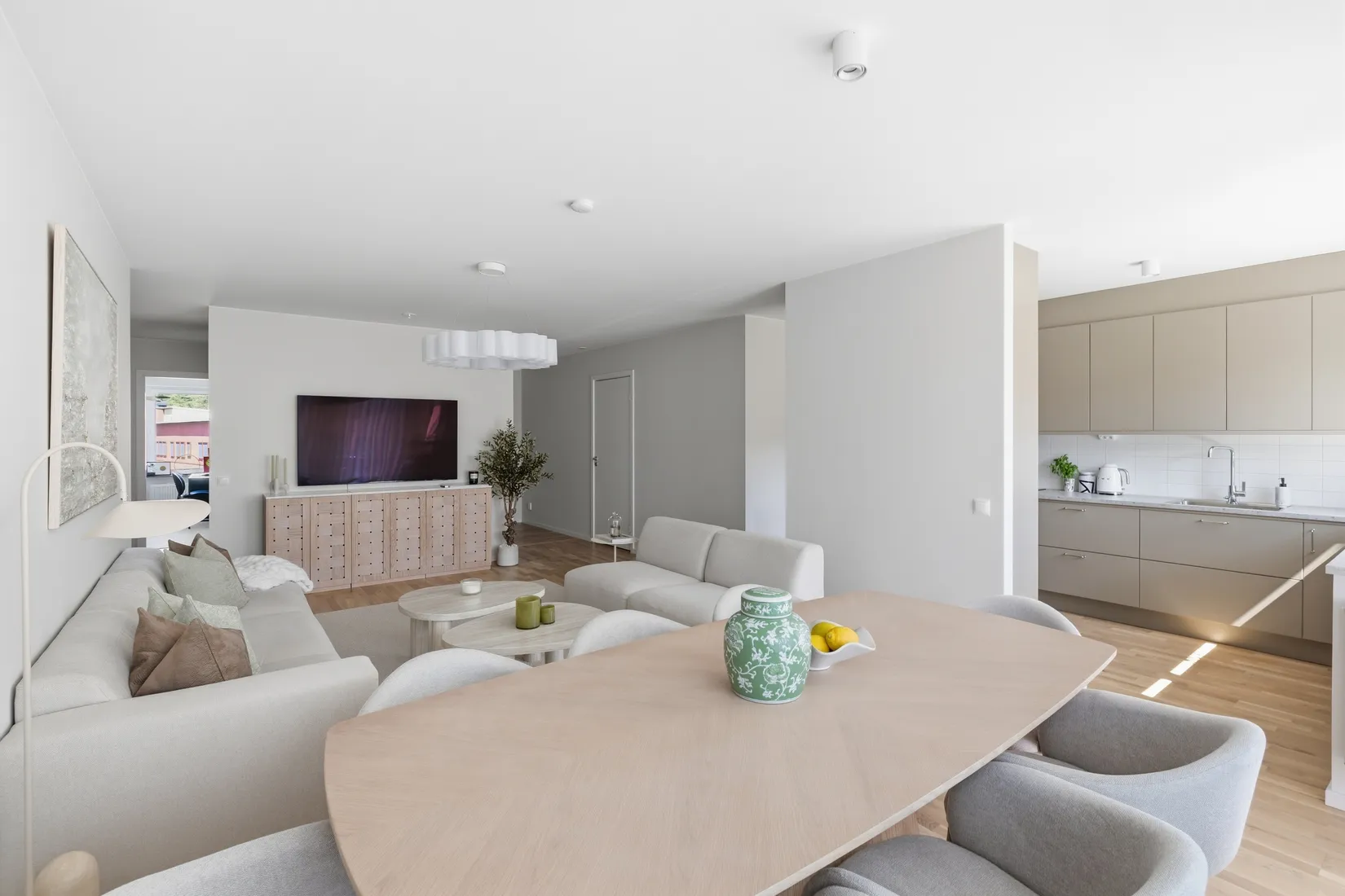 Bostadsrätt, Fridensborgsvägen 109B, Järvastaden, Solna