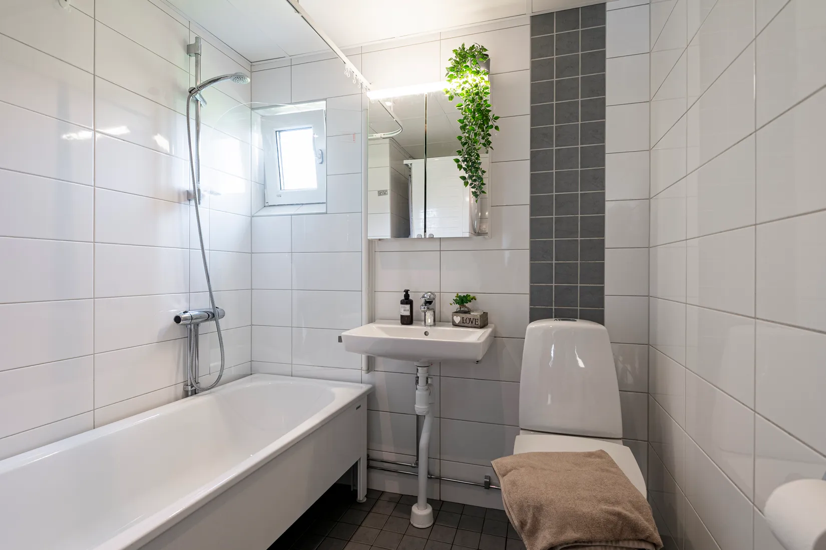Bostadsrätt, Kungsfågelgatan 33, Råby, Västerås