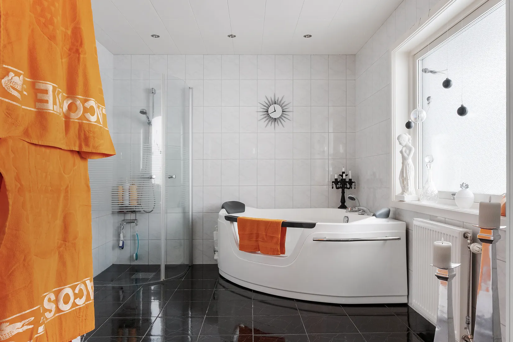 Villa, Halleröd 419, Uddevalla