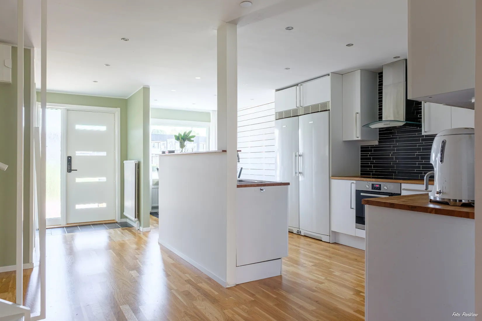 Radhus, Bärnstensgatan 22, Brandthovda, Västerås