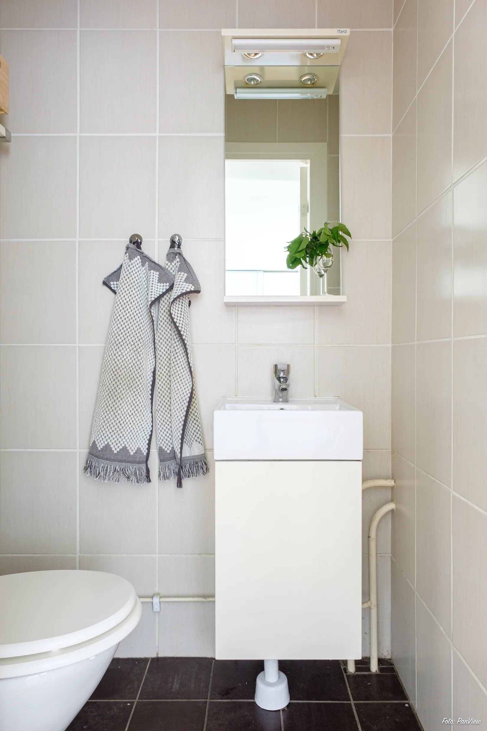 Radhus, Bärnstensgatan 22, Brandthovda, Västerås
