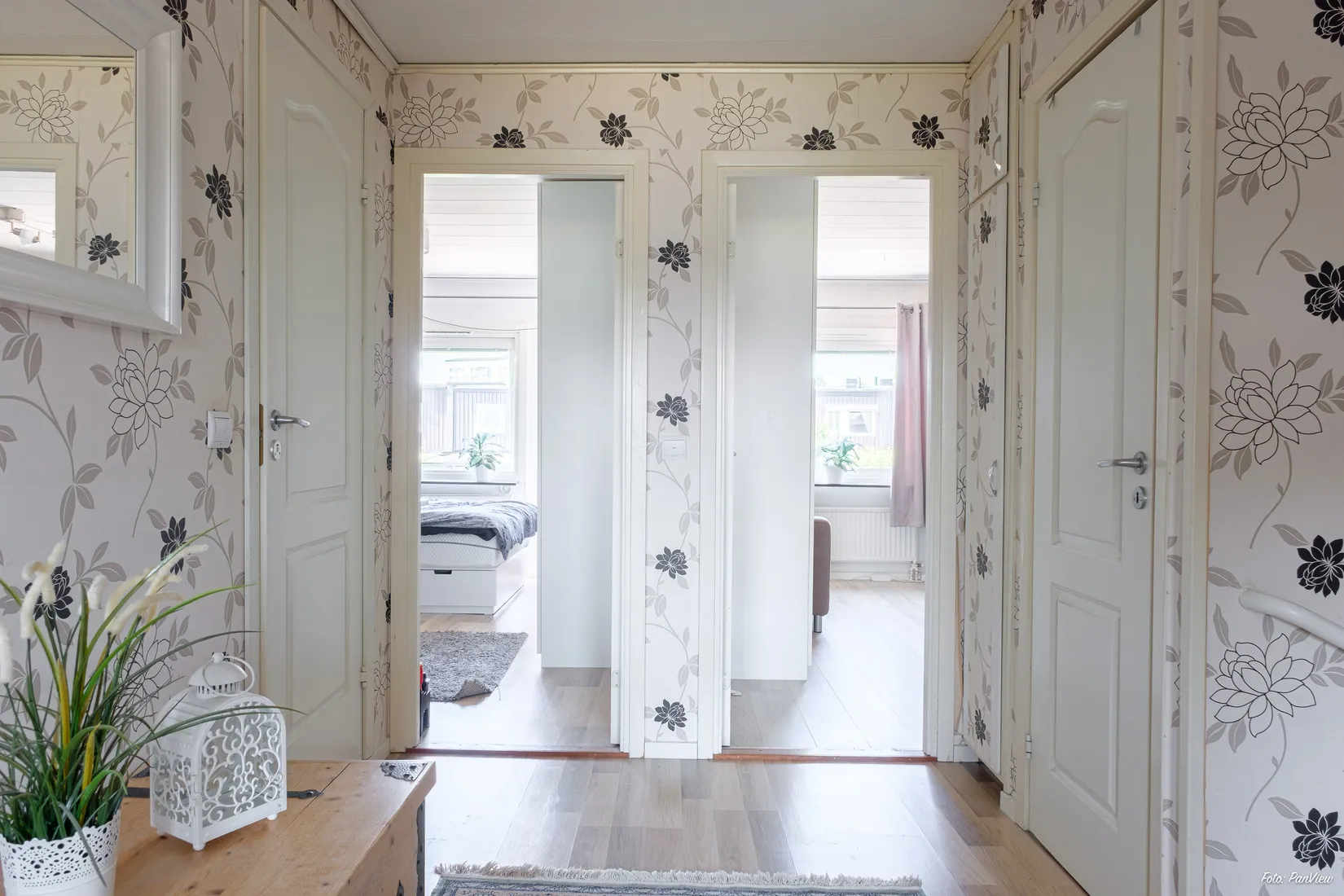 Radhus, Bärnstensgatan 22, Brandthovda, Västerås
