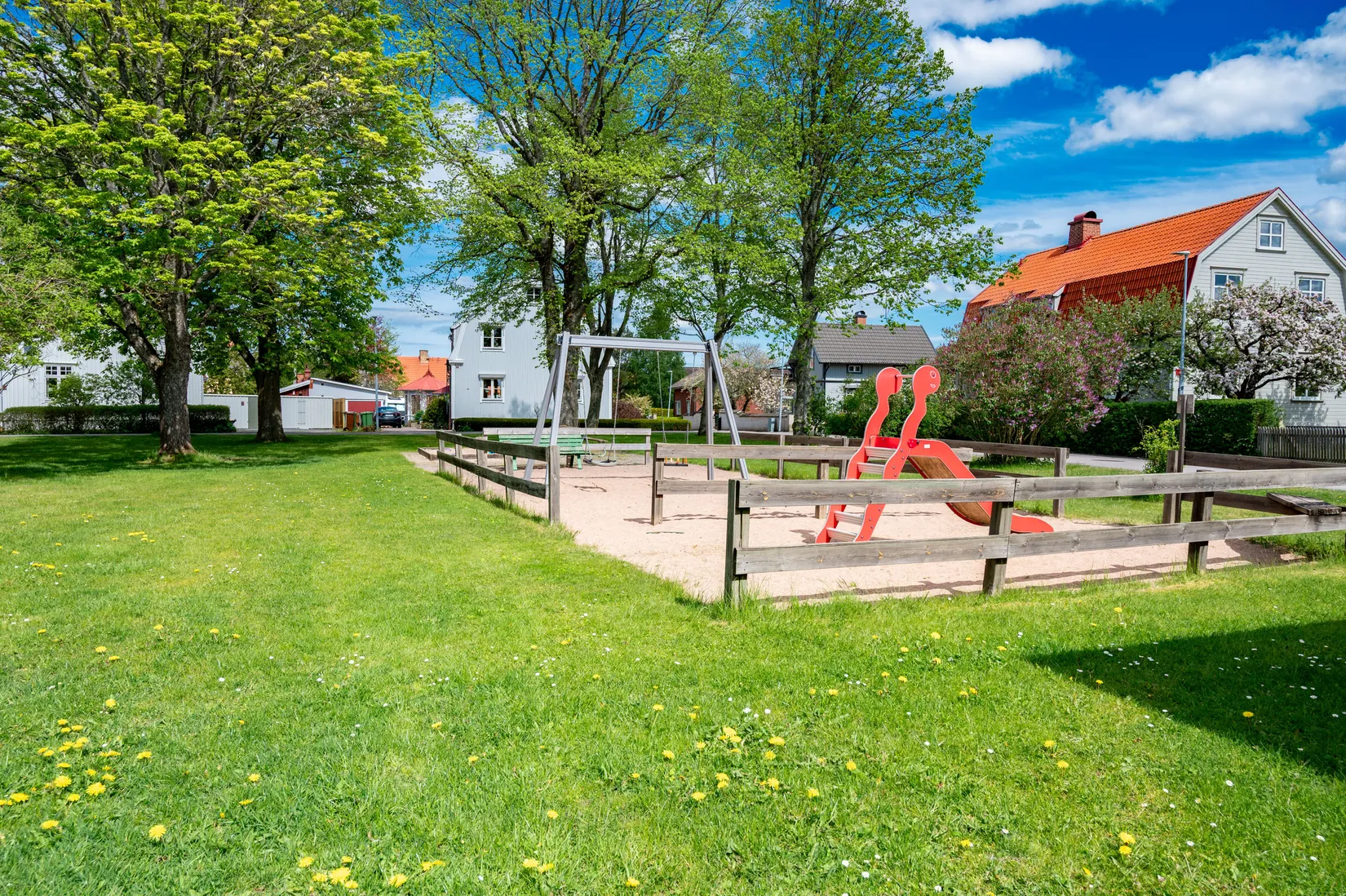 Villa, Odengatan 8 A-B, Skara