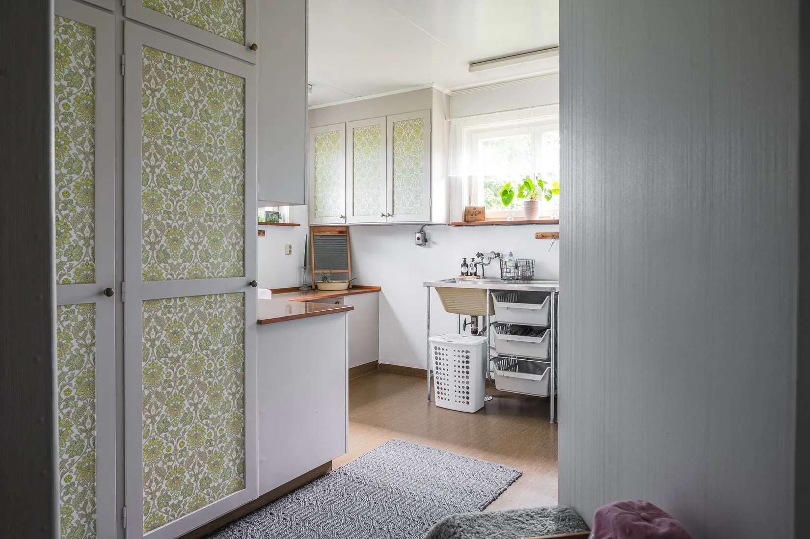 Villa, Larv Stommen 5, Larv, Vara