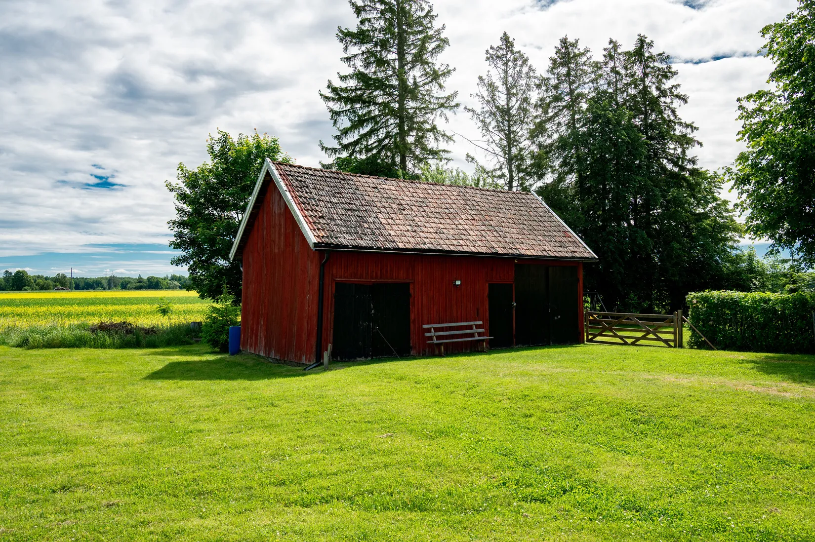 Villa, Larv Stommen 5, Larv, Vara