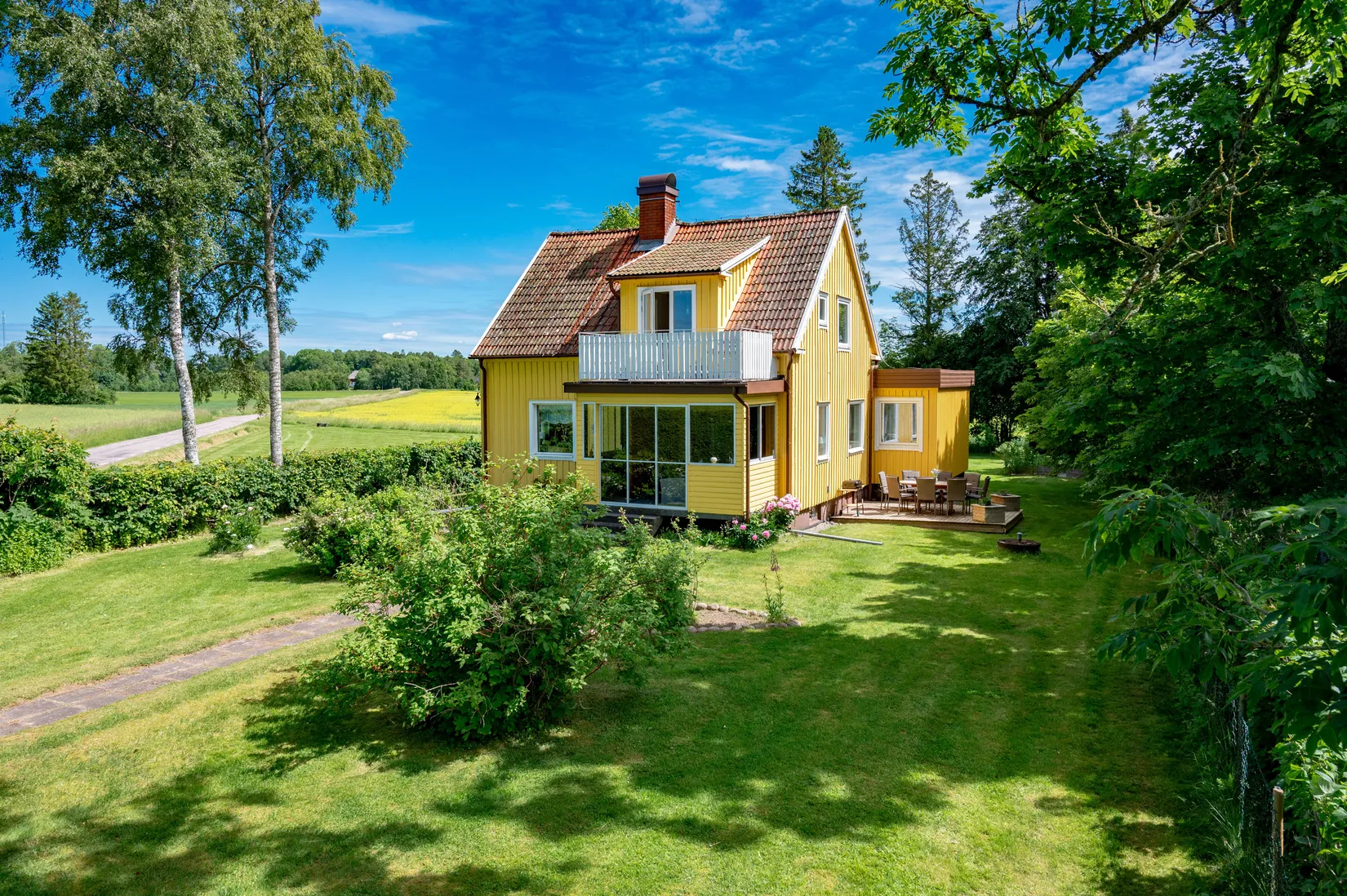 Villa, Larv Stommen 5, Larv, Vara