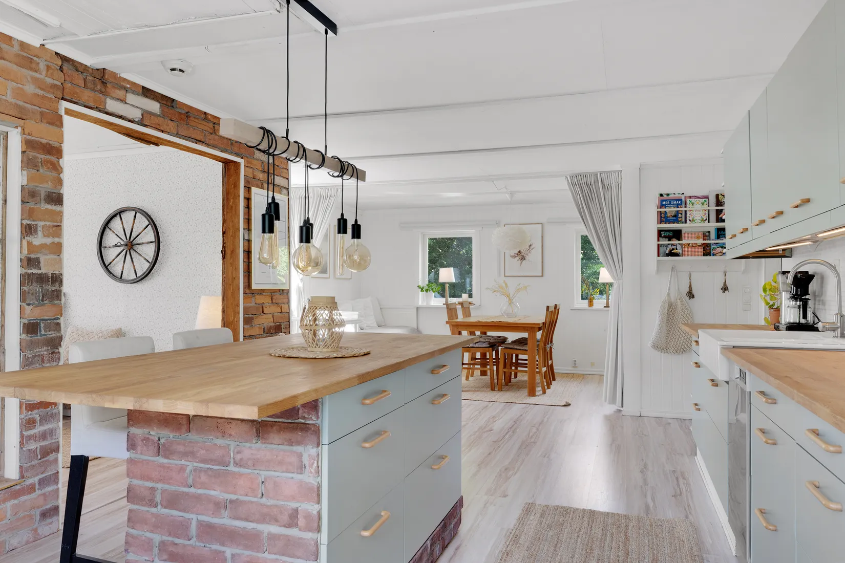 Villa, Sundsby Kile 110, Sundsby-Kile, Tjörn