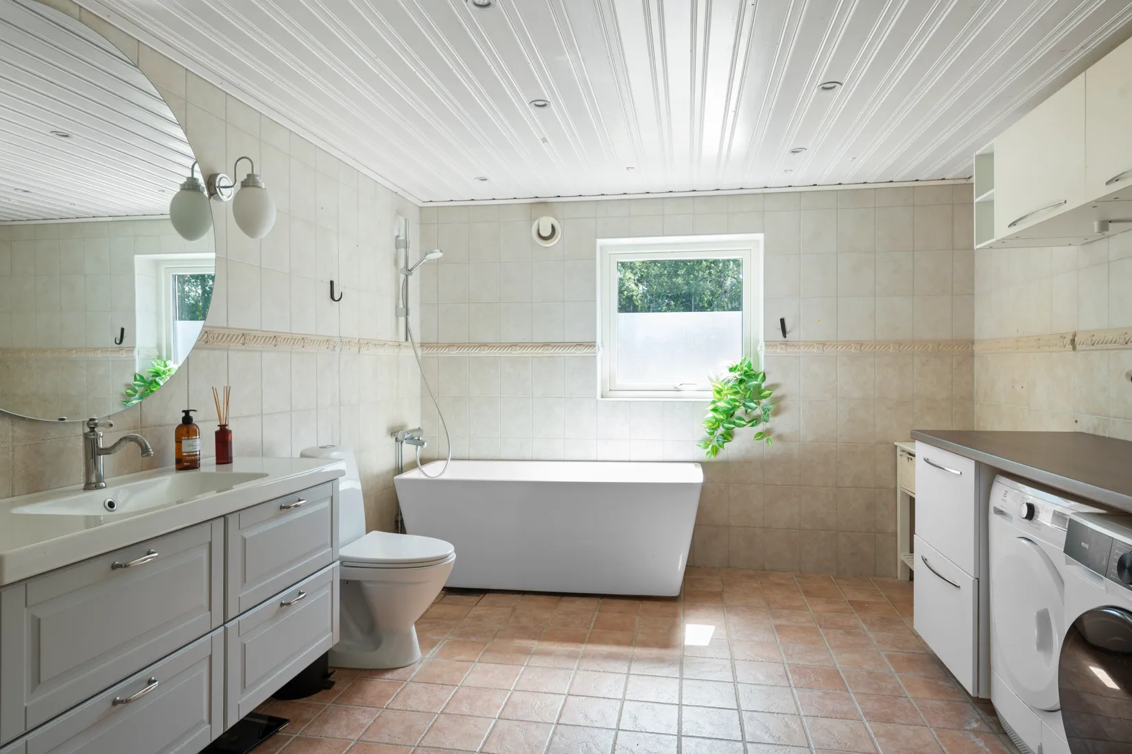 Villa, Lönsviksvägen 11, Norrtälje