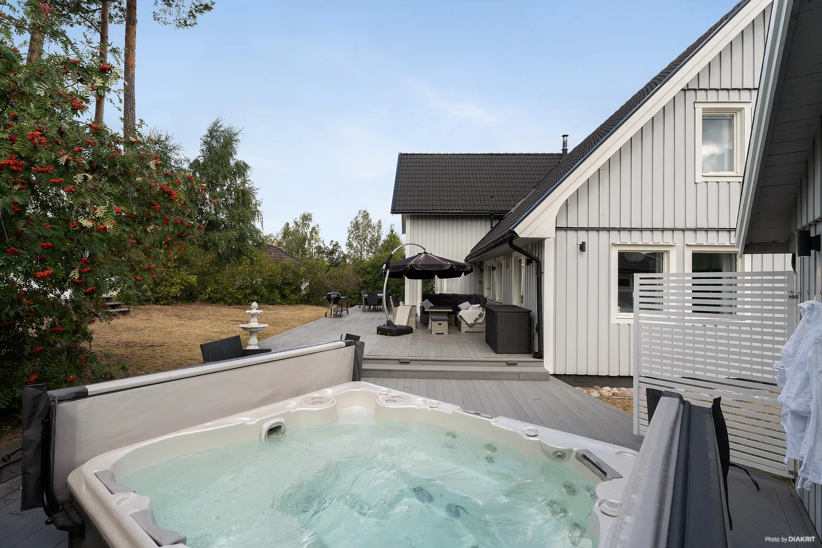 Villa, Hornblåsargränd 5, Gribbylund, Täby
