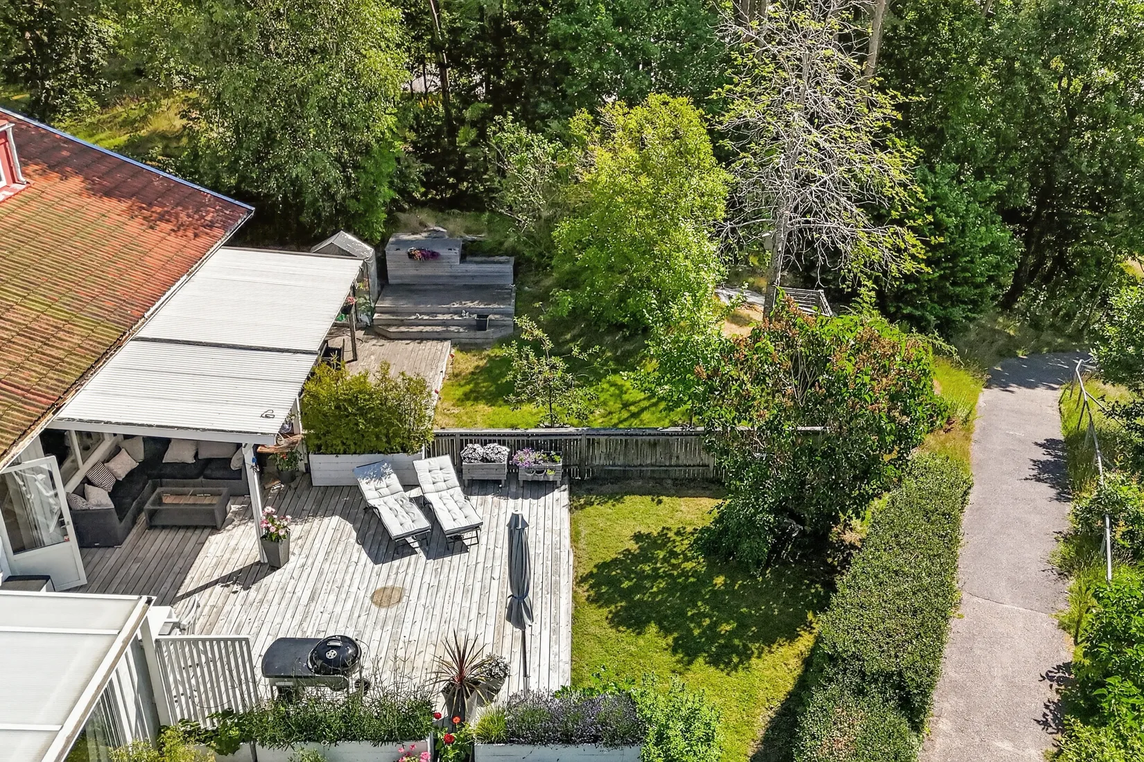 Radhus, Västra Söbacken 77, Stenungsund
