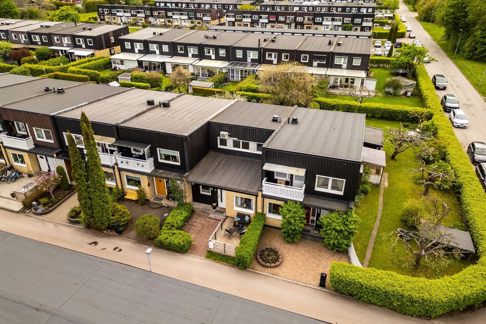 Radhus, Bronslursgatan 4, Brandthovda, Västerås