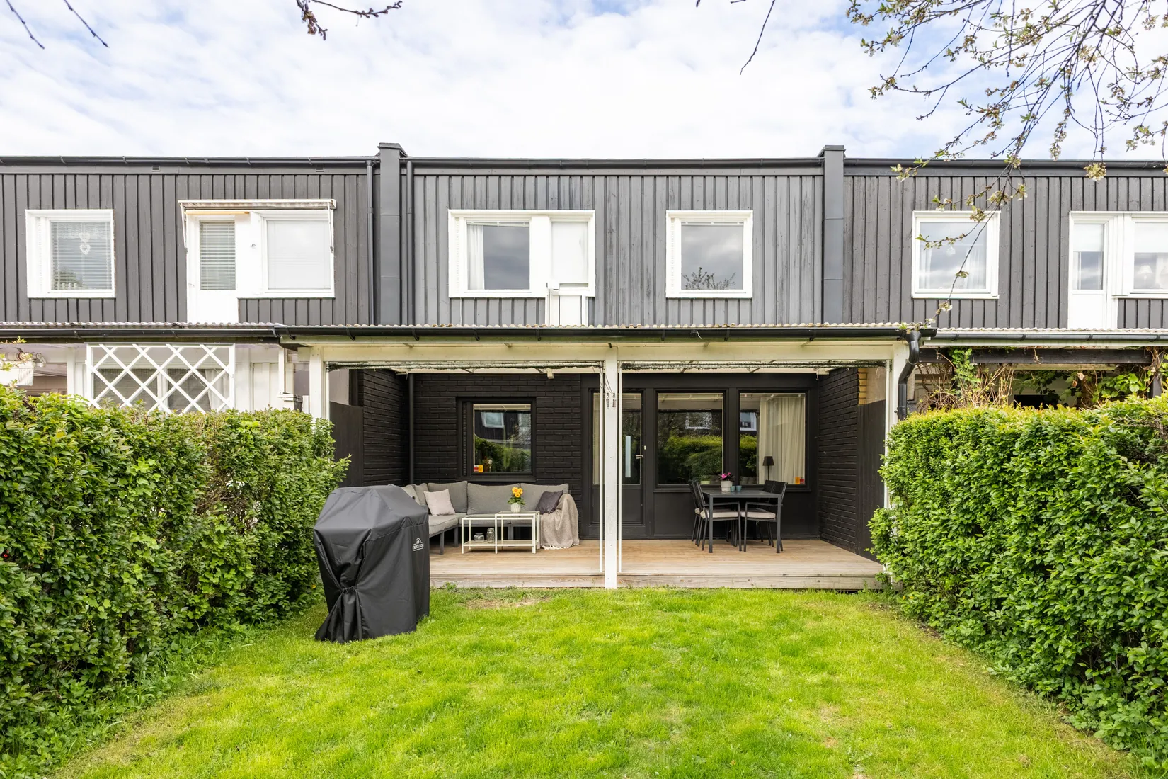 Radhus, Bronslursgatan 4, Brandthovda, Västerås
