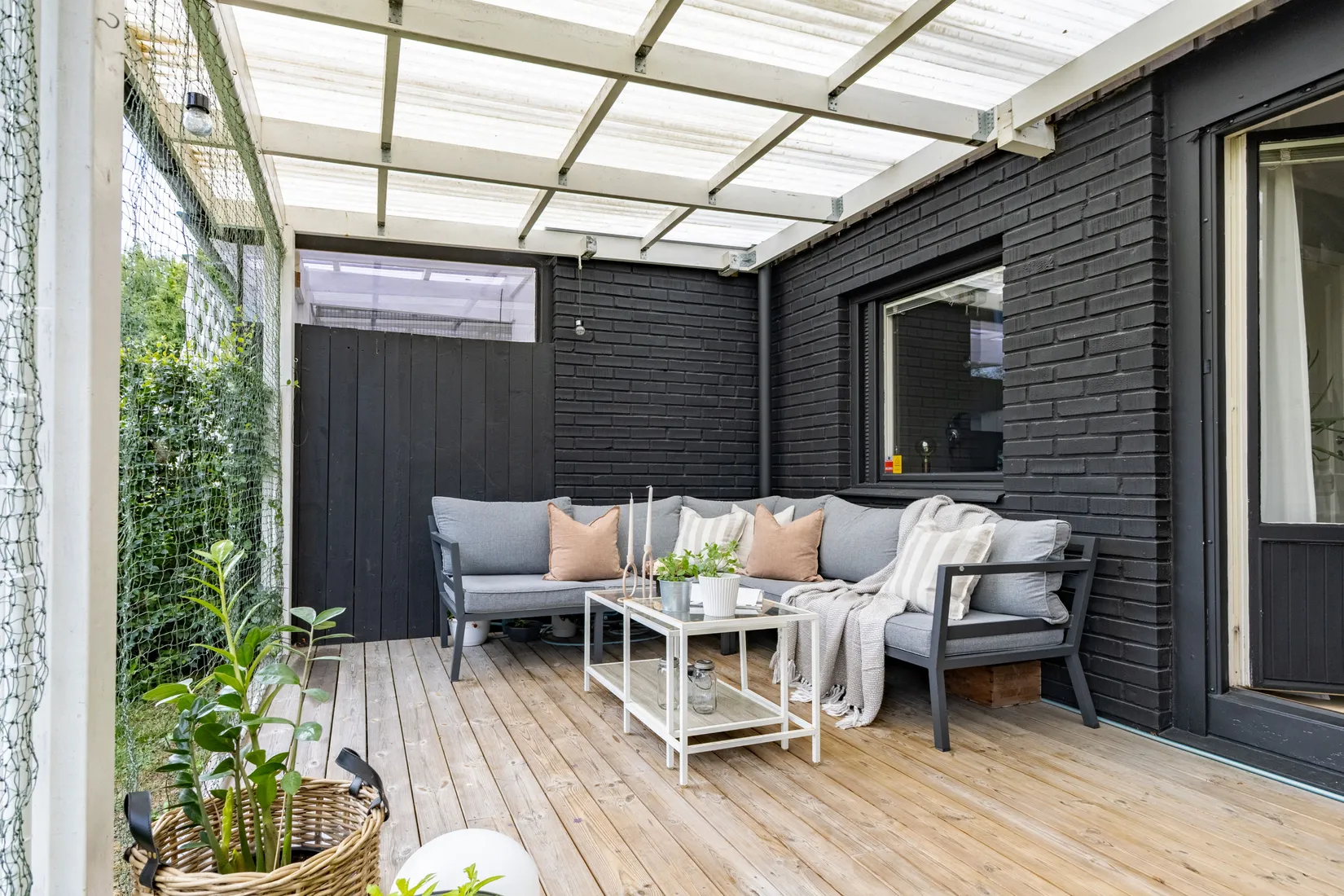 Radhus, Bronslursgatan 4, Brandthovda, Västerås