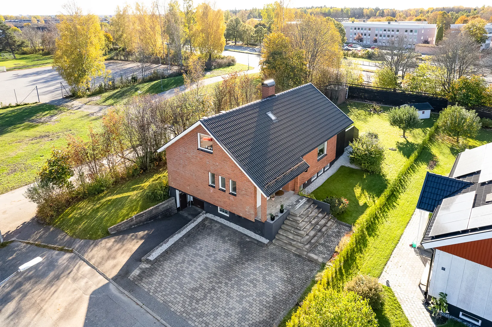 Villa, Olvongatan 16, Nya Hjärsta, Örebro