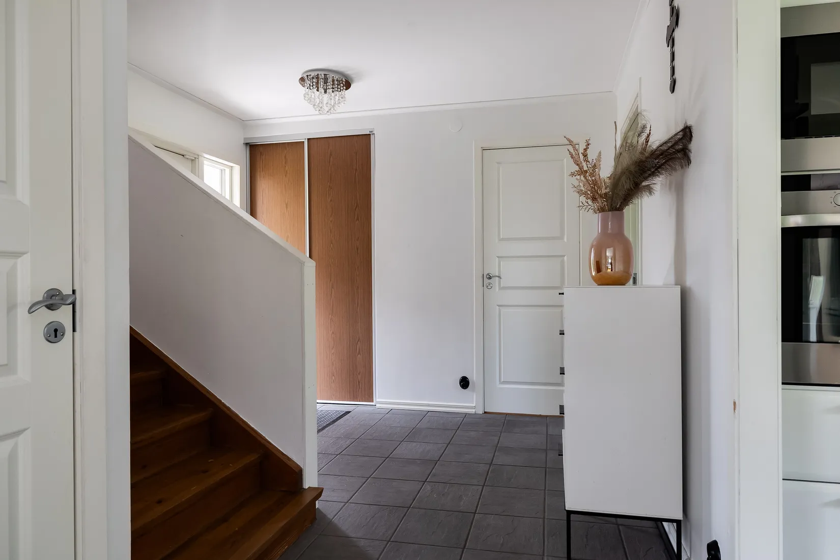 Villa, Olvongatan 16, Nya Hjärsta, Örebro
