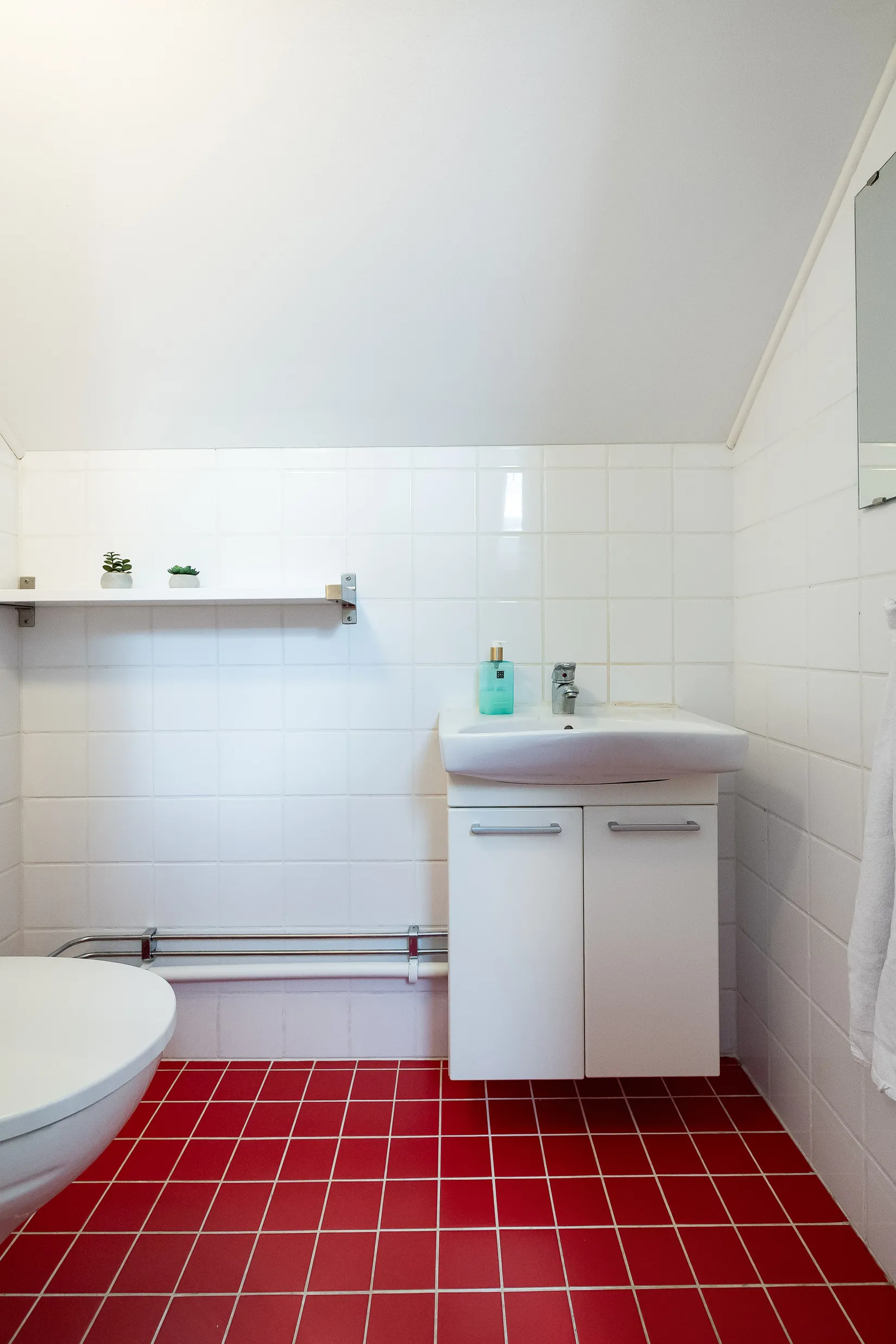 Villa, Olvongatan 16, Nya Hjärsta, Örebro