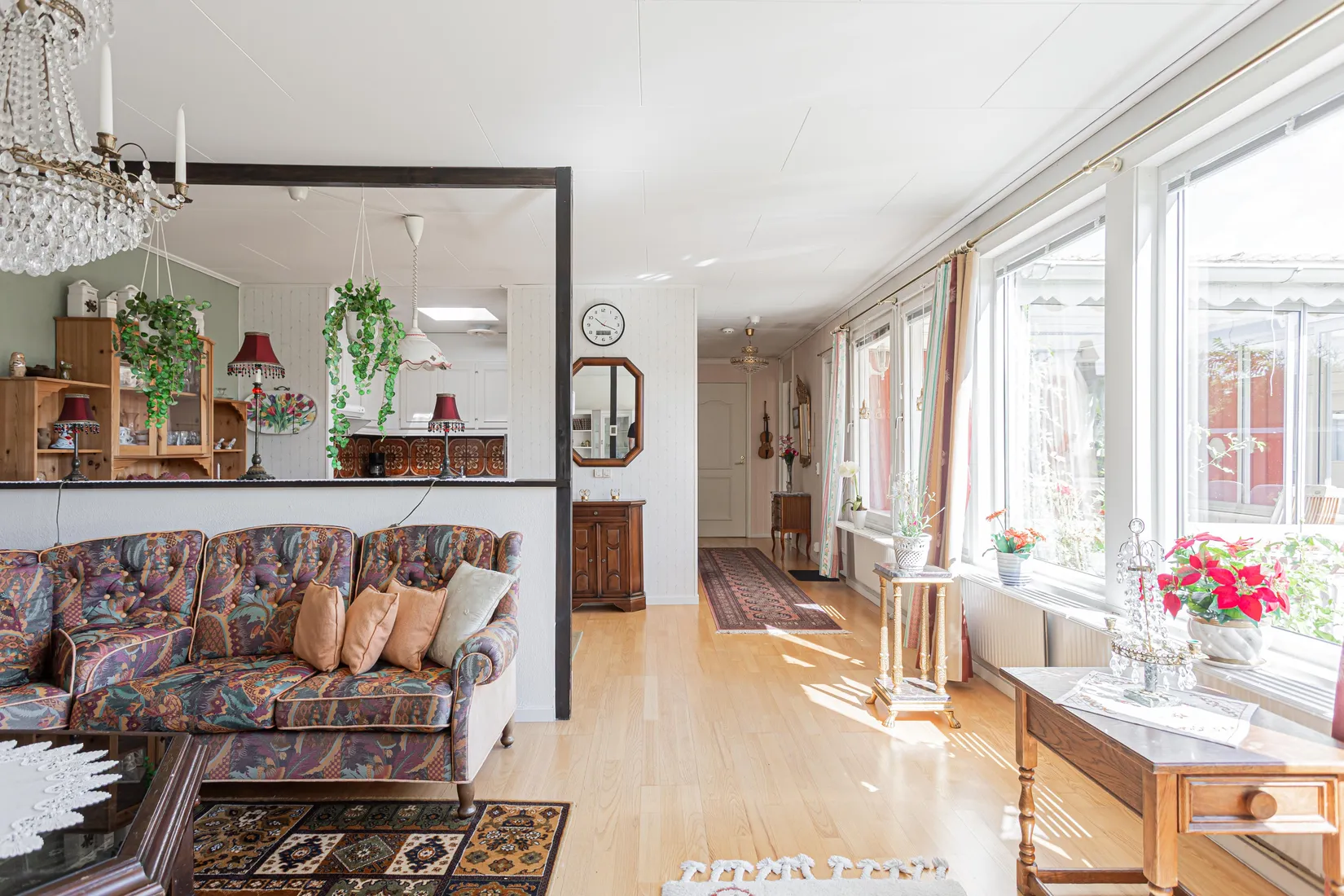 Radhus, Plåtverksgatan 17, Bäckby, Västerås