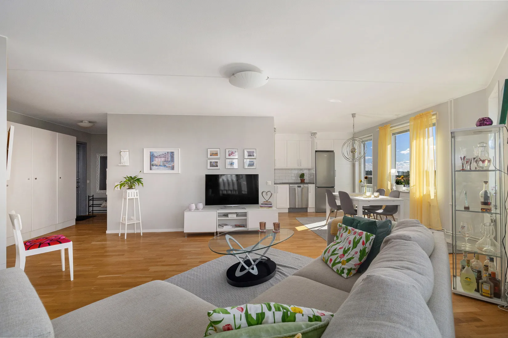 Bostadsrätt, Skyllbergsgatan 1, Hagsätra, Stockholm