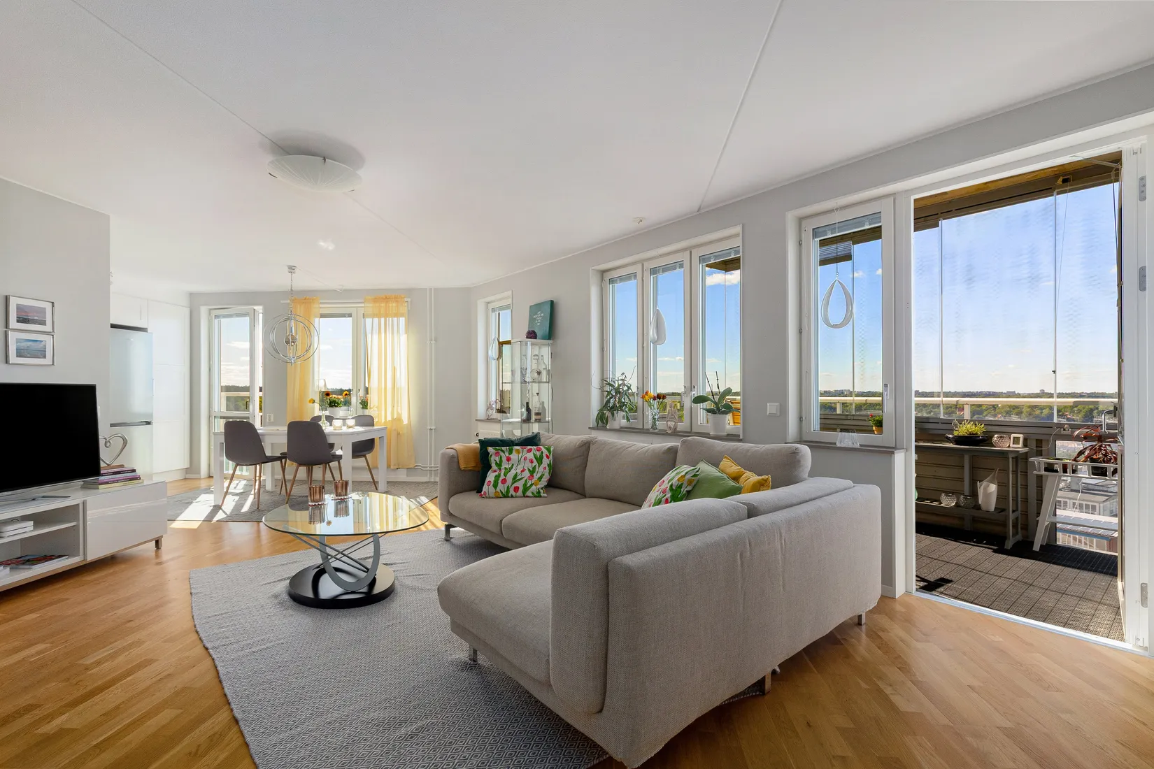 Bostadsrätt, Skyllbergsgatan 1, Hagsätra, Stockholm