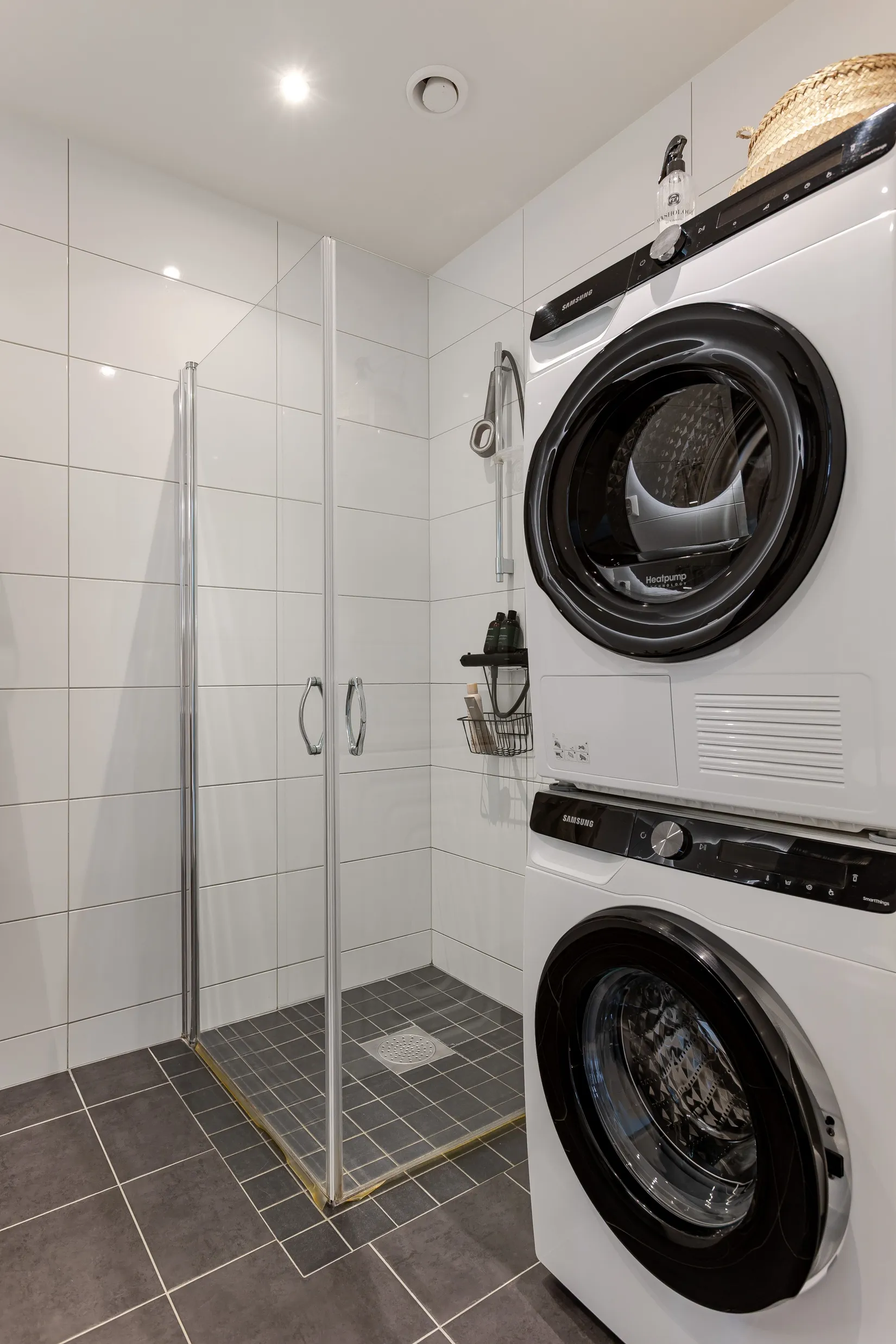 Bostadsrätt, Kyrkvägen 5, Östervåla, Heby
