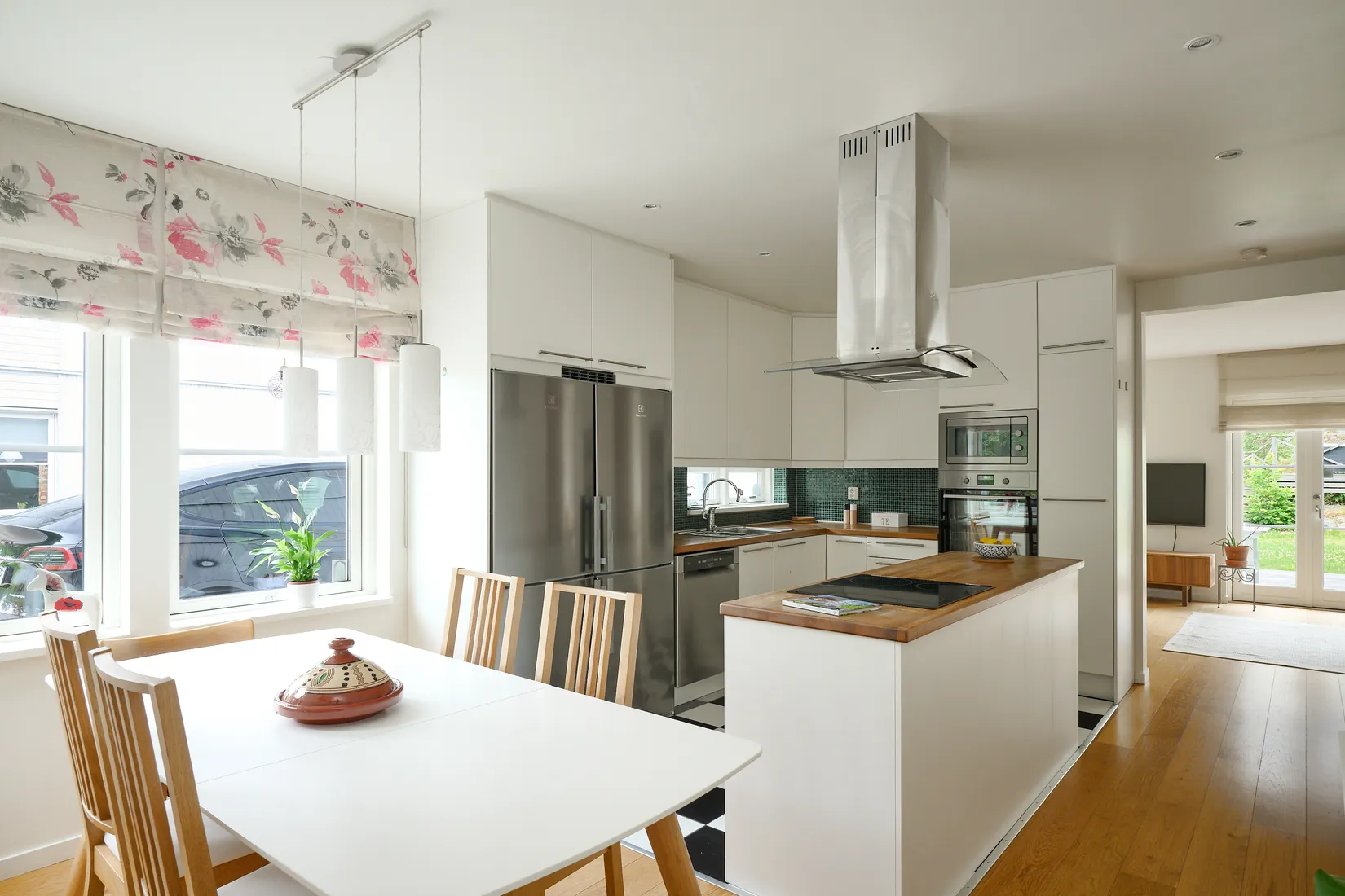 Radhus, Talldalsvägen 9, Vistaberg, Huddinge