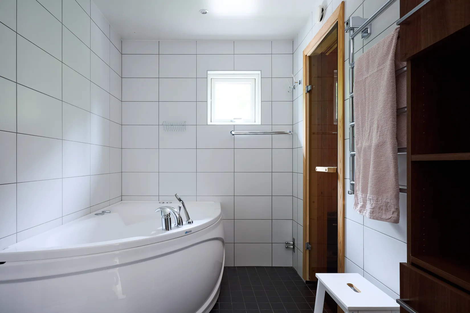 Radhus, Talldalsvägen 9, Vistaberg, Huddinge