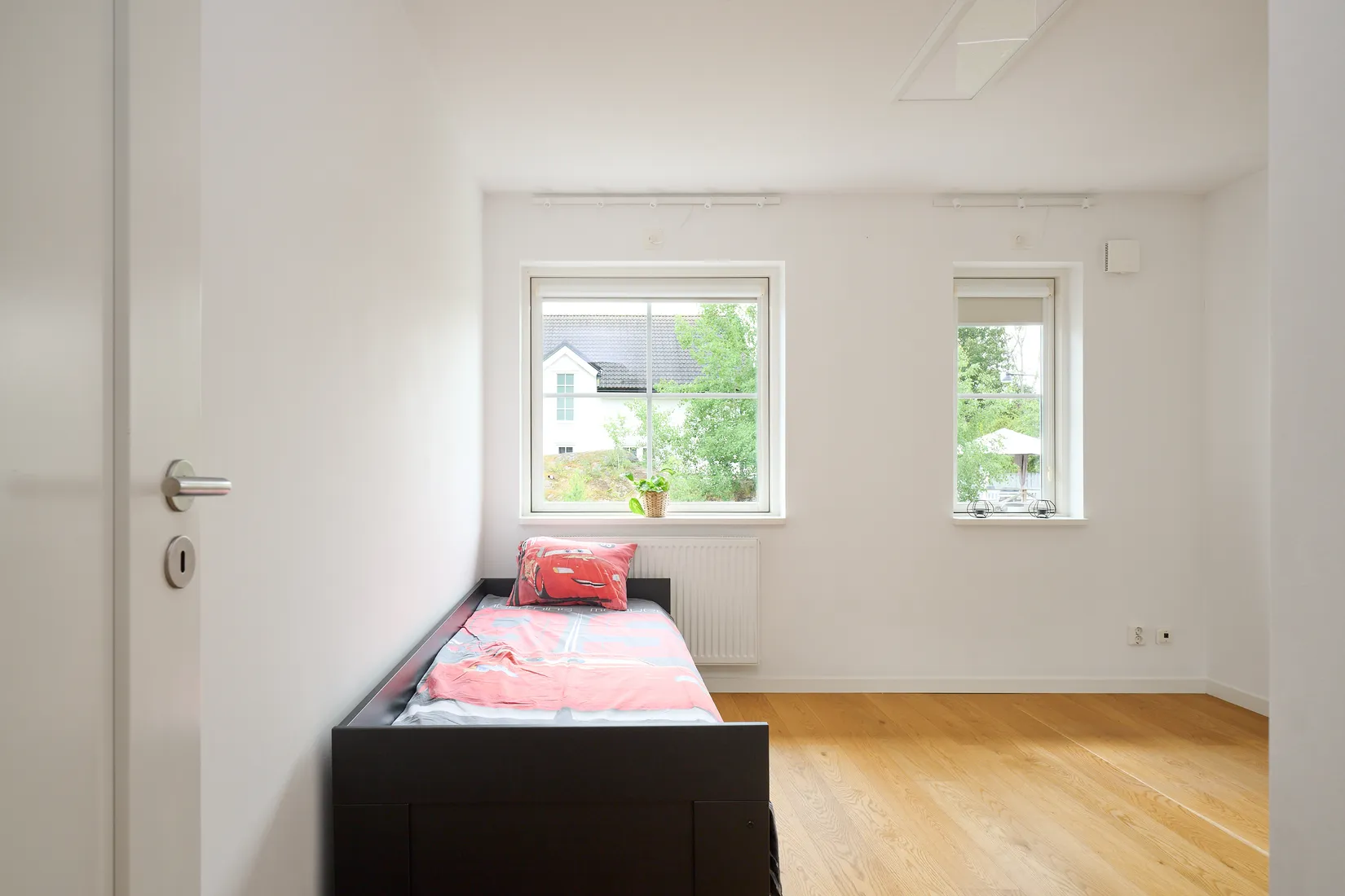 Radhus, Talldalsvägen 9, Vistaberg, Huddinge