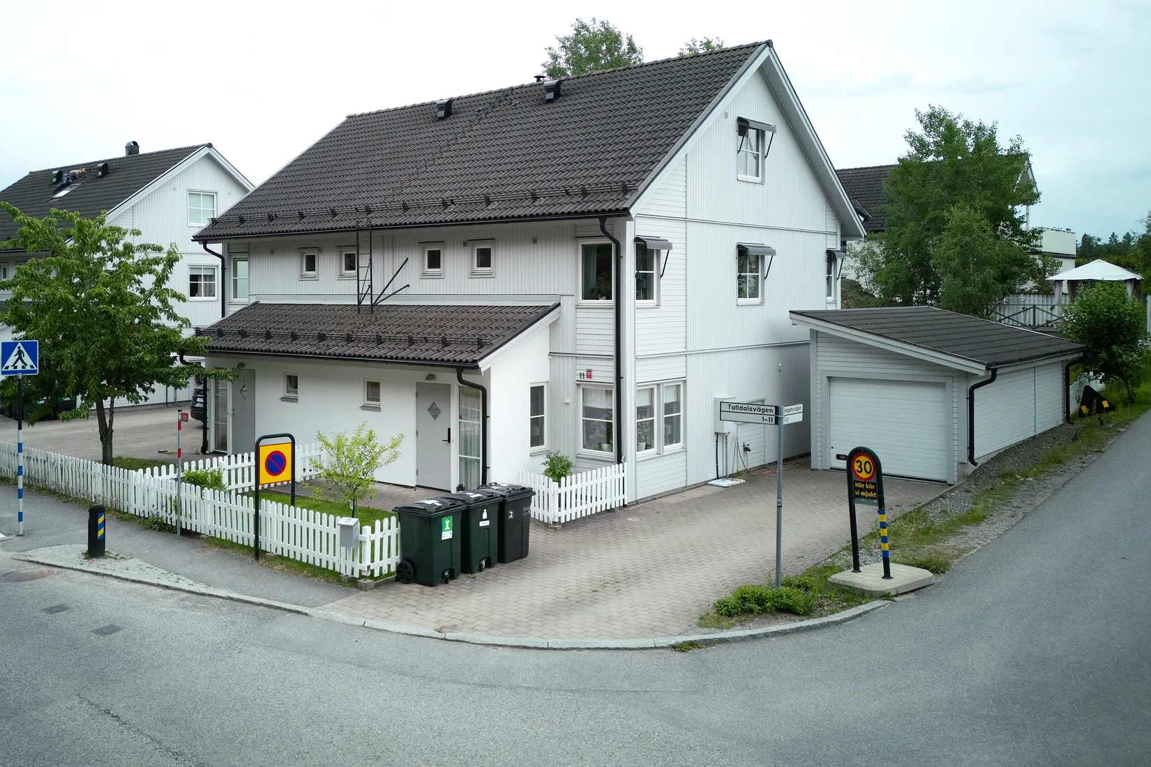 Radhus, Talldalsvägen 9, Vistaberg, Huddinge