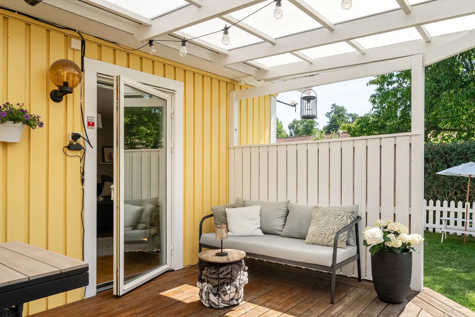 Radhus, Zenitvägen 23, Skälby, Järfälla