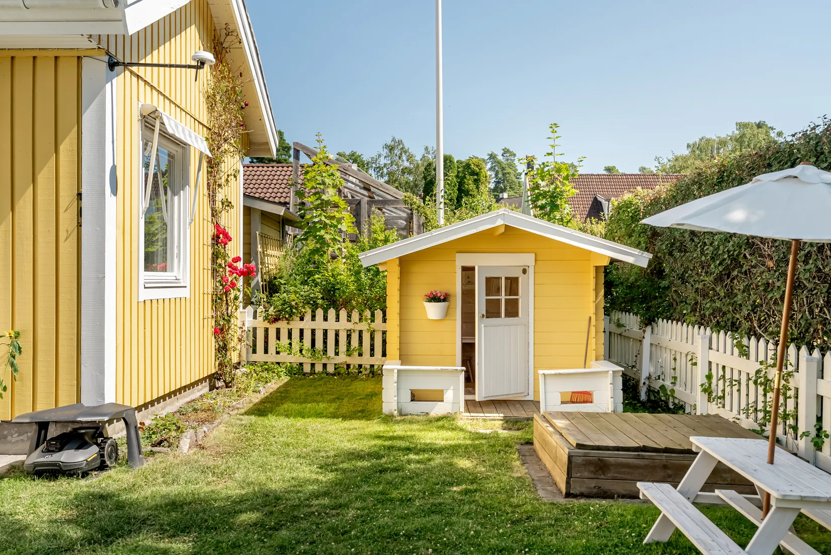 Radhus, Zenitvägen 23, Skälby, Järfälla