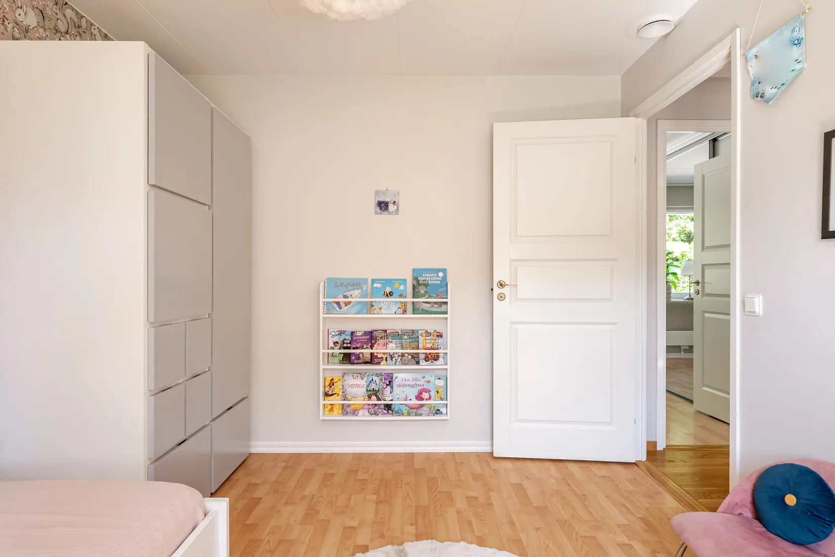 Radhus, Zenitvägen 23, Skälby, Järfälla