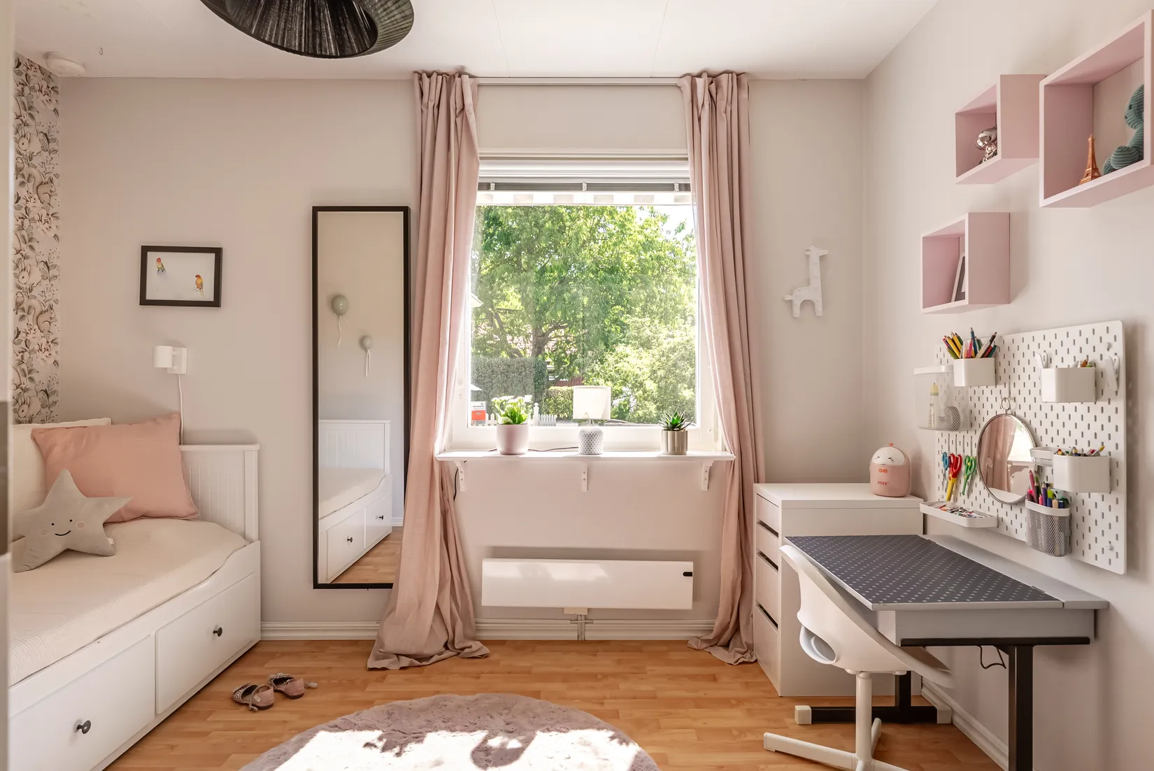 Radhus, Zenitvägen 23, Skälby, Järfälla